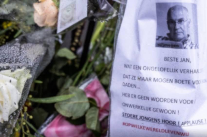 Bloemen voor overleden Jan in Arnhem